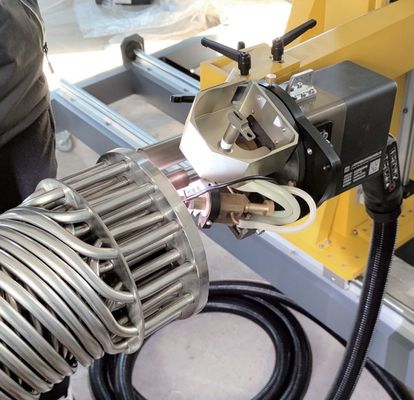 Máy hàn ống sang ống dẫn 400Ampe đa vị trí với điều khiển màn hình cảm ứng để hàn bộ trao đổi nhiệt
